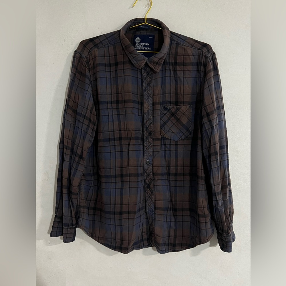 American Eagle Outfitters Athletic Xxl Brown Long sleeve Button Down